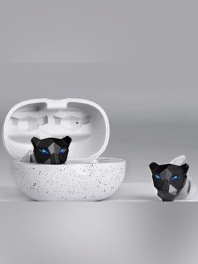 Tiger & Rose Black Panther Ear Buds